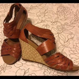Clarks Indigo Strappy Woven 6 Brown Wedge